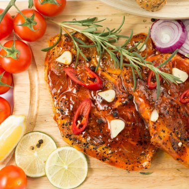 Marine edilmiş lezzetli biftek