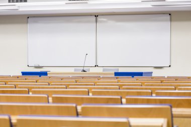 Bir anda beyaz tahta bilgisine dolmasına neden olacak