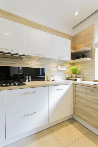 Modernosti v místnosti kuchyň — Stock fotografie