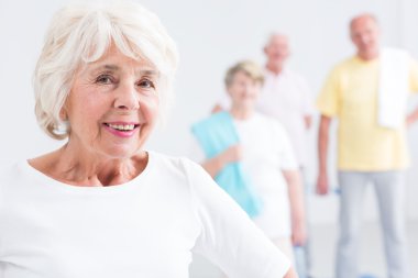 Spor aktivitesi için çok yaşlı olduğumu kim söyledi?