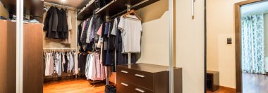 Dolap fikir geniş yürüyüş