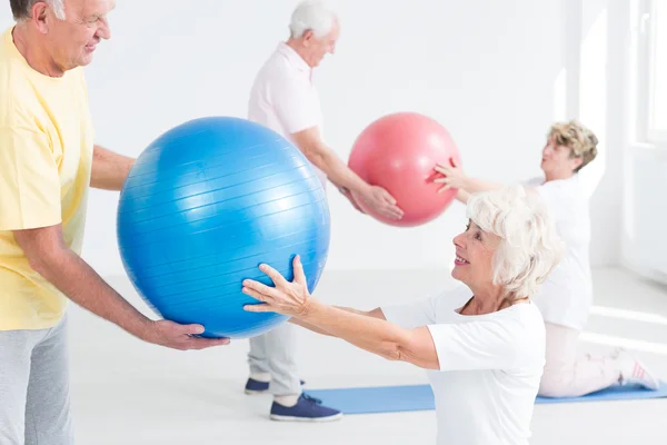 This workout makes us feel closer... — Stock Photo, Image