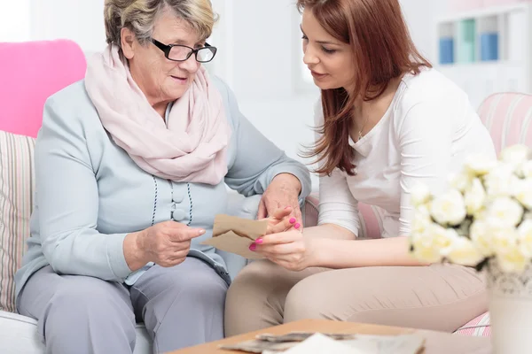 Sehen Sie, es ist dein Vater, als er jung war — Stockfoto