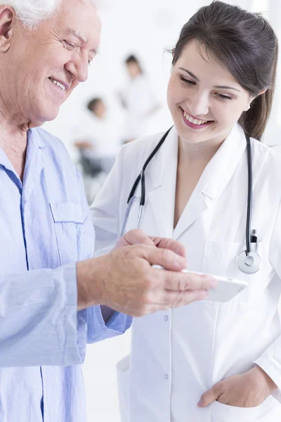 Showing her his grandson — Stock Photo, Image