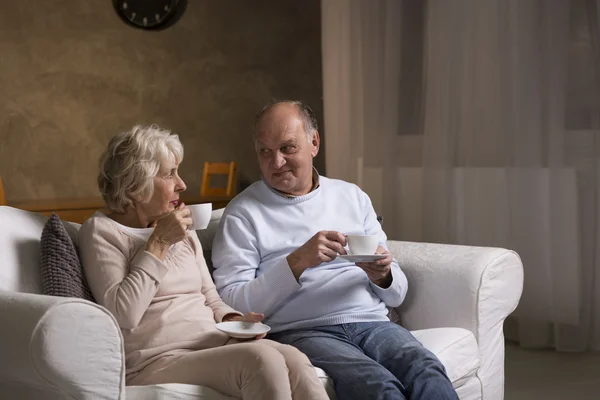 Evening tea in the company of a loved one — Stock Photo, Image