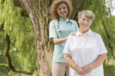 Pozitif bir insandır