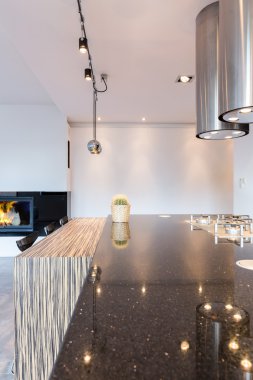 Sofu atmosferini modern bir mutfak