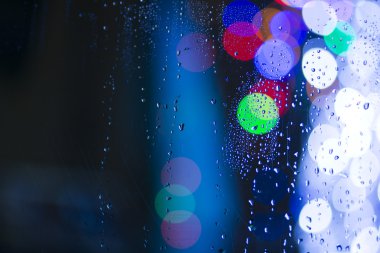 Renkli yağmur bokeh