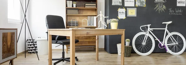 Espacio elegante para el trabajo — Foto de Stock