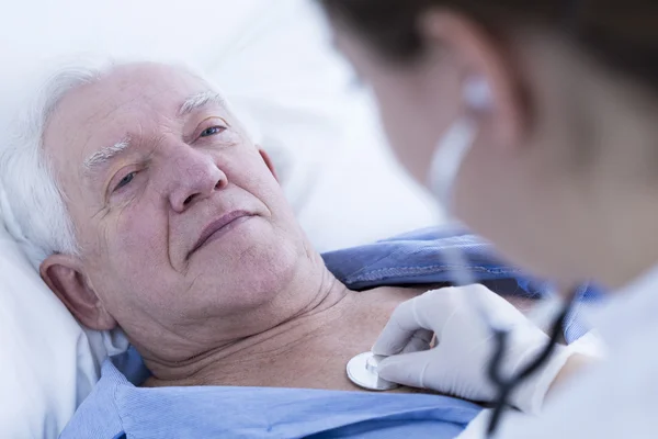 Pendant l'examen médical quotidien — Photo