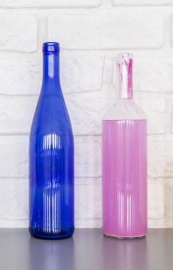 İki renkli şişe