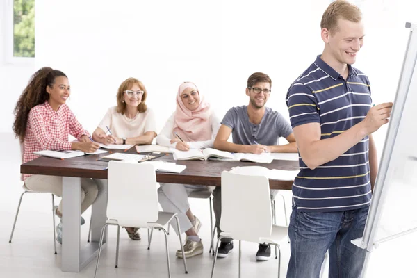 Language course in positive atmosphere — Stock Photo, Image
