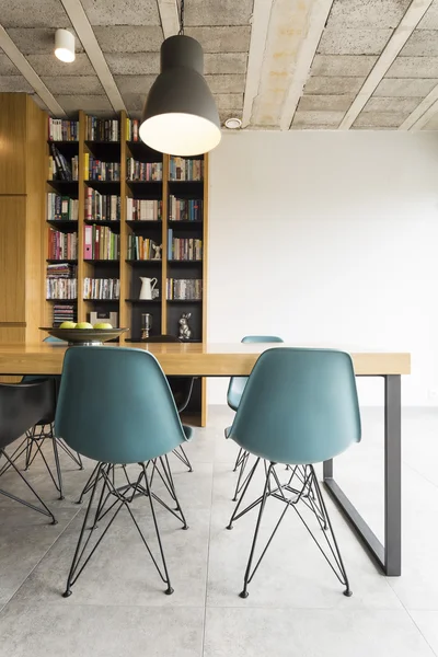 Increíble estilo de un comedor moderno — Foto de Stock