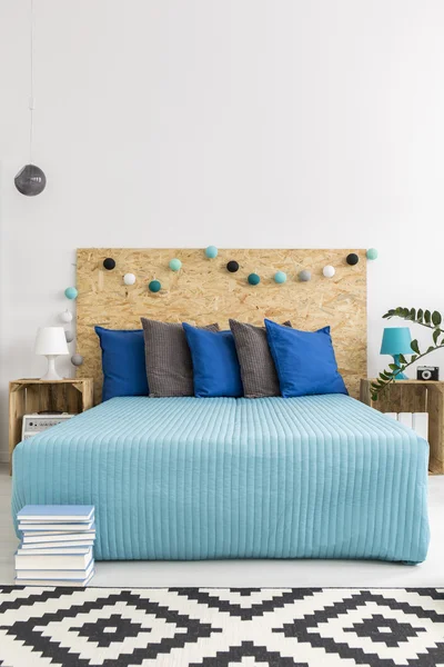 Miljövänligt idéer för moderna sovrum — Stockfoto