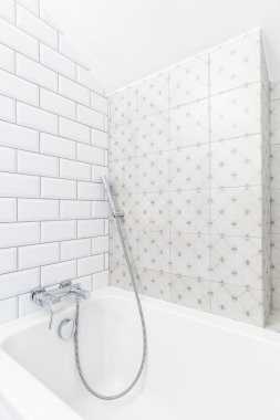 Ferahlatıcı banyo ve gençleştirici duş için tasarlanmış