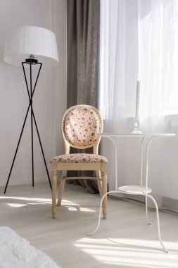 Bir sandalye her şey değişir...