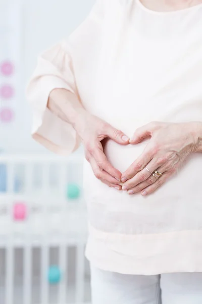 Forma do coração da barriga — Fotografia de Stock