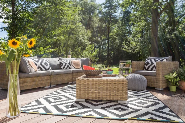 Outdoor ontspannen in luxe stijl — Stockfoto