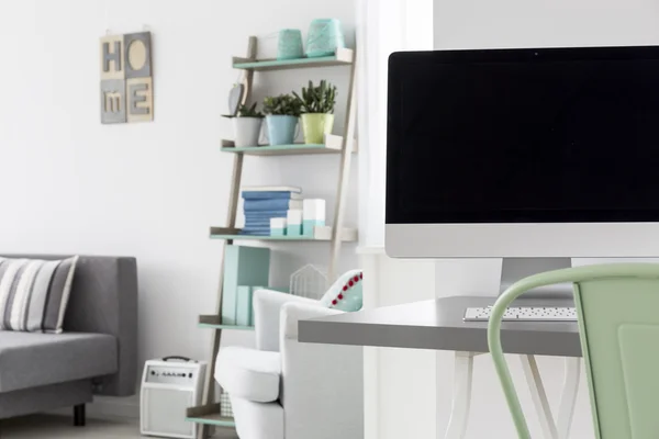 Studienplatz im Zimmer — Stockfoto