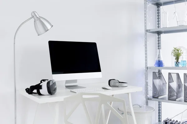 Light and bright home office idea — Stock Photo, Image