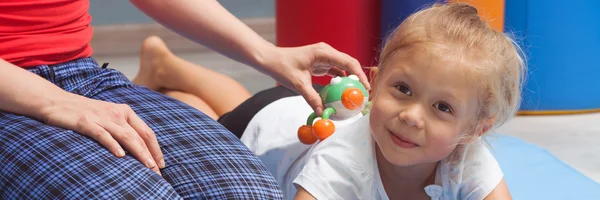 Zintuiglijke massage voor autisme — Stockfoto