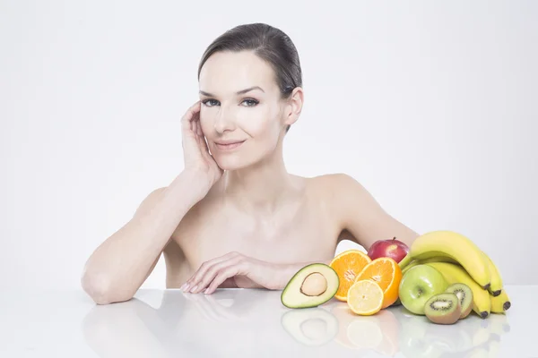 Las vitaminas tienen refrescante efecto en mi delicado complewion — Foto de Stock