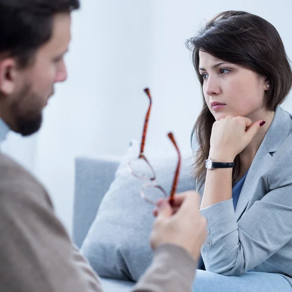 Vrouw na de zenuwinzinking — Stockfoto