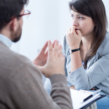 Tırnaklarını ısırma umutsuzluk kadın