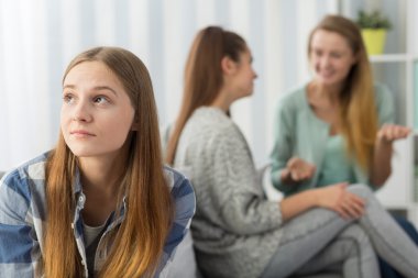 Biri ile konuşmam lazım...