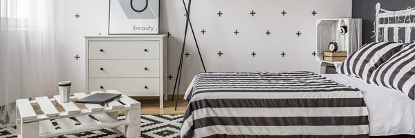 Kleine slaapkamer regeling — Stockfoto
