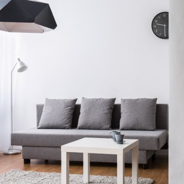 Üç kişi bu kanepede dinlenebilir