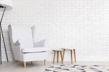 Saf ve beyaz bugünkü dekor