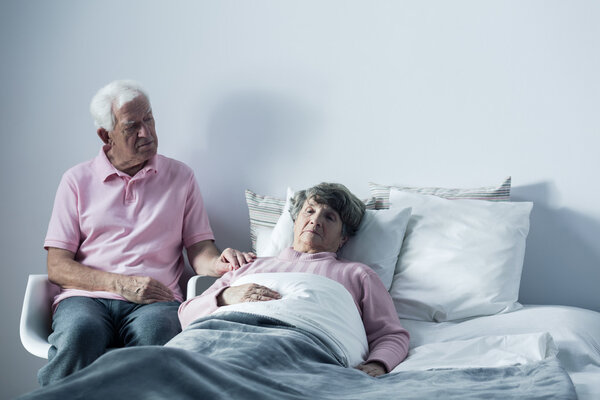 Наша любовь сильнее смерти.
