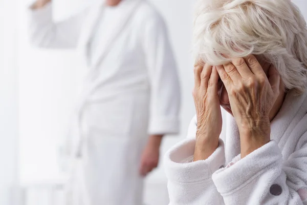 Woman with headache — Stock Photo, Image