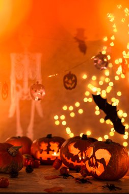 Halloween süslemeleri