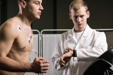 O büyük bir resposibility vardır