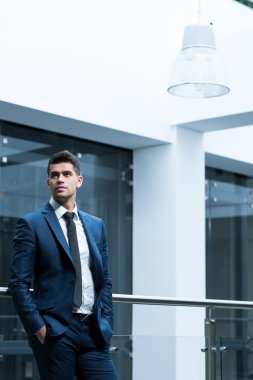 Terfi almak bekliyoruz