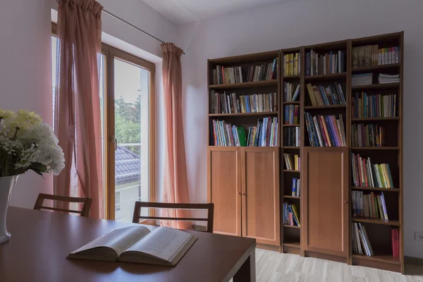 Paradies für Bücherliebhaber — Stockfoto