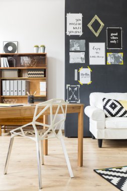 Boşluk dolu desenleri ve Temalar