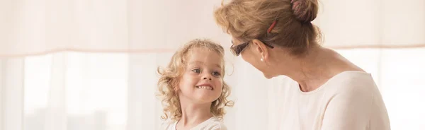 Tiempo lleno de alegría del niño — Foto de Stock