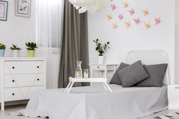 Dormitorio con idea de decoración de pared 3D — Foto de Stock