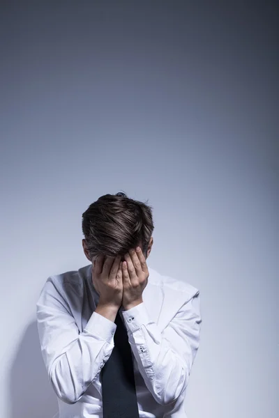 Resigniert und überwältigt — Stockfoto