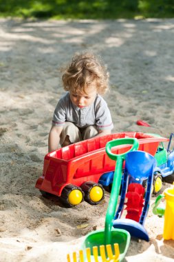 Çocuk Bahçesi eğleniyor