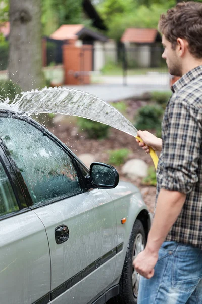 Schoonmaak eerste auto — Stockfoto