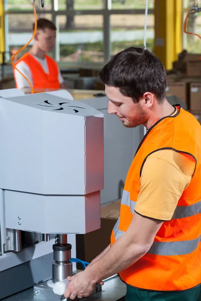 Production workers — Stock Photo, Image