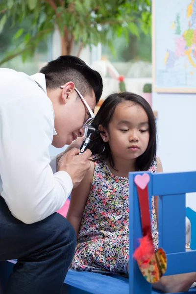 Medical appointment at home — Stock Photo, Image