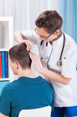 Doktor kafa derisi teftiş