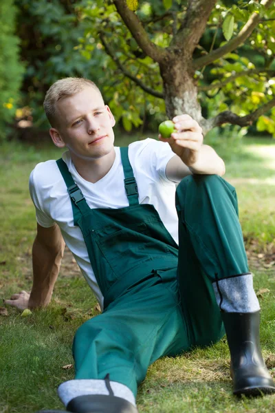 Young garden worker — Stock Photo, Image