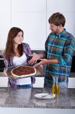 Ateşle Yakılan pizza