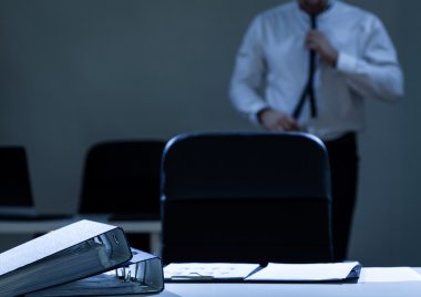 işadamı çalışmak hazırlanıyor